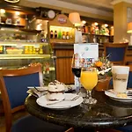 Palace Hotel 4*