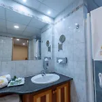 Palace 4*