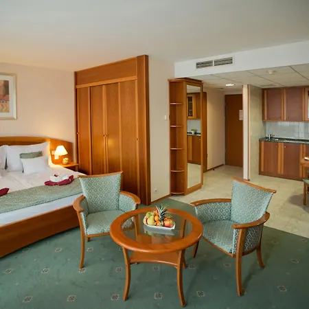 Ξενοδοχείο Palace