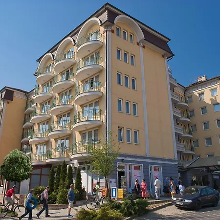 Hotel Palace