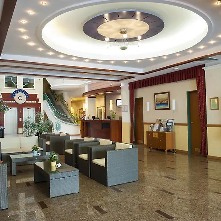 Palace Ξενοδοχείο