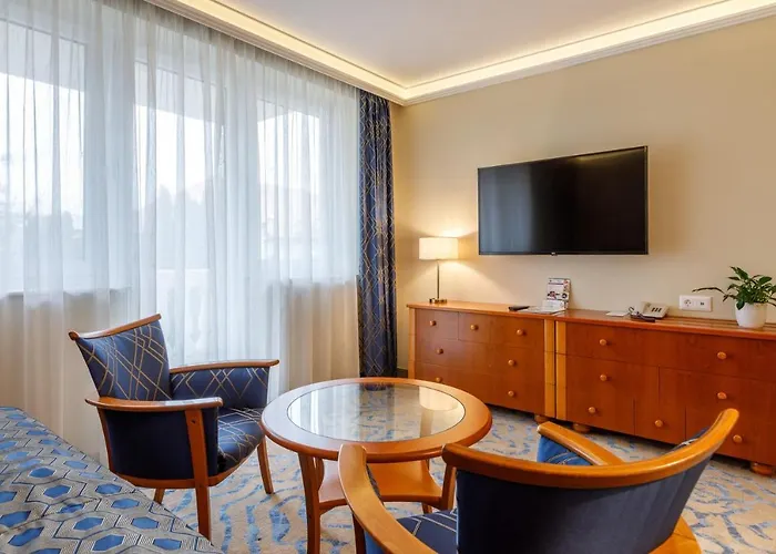 Palace Hotel 4*
