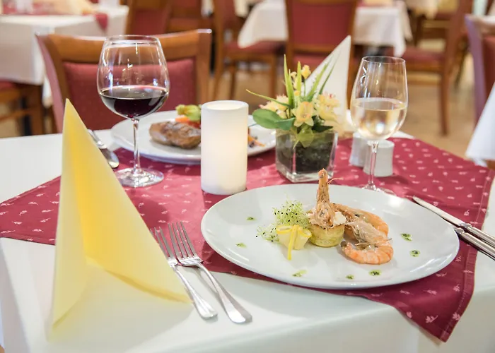 Palace 4* Хевиз