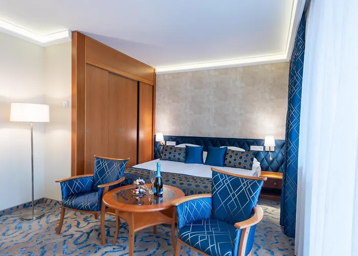 Palace Hotel